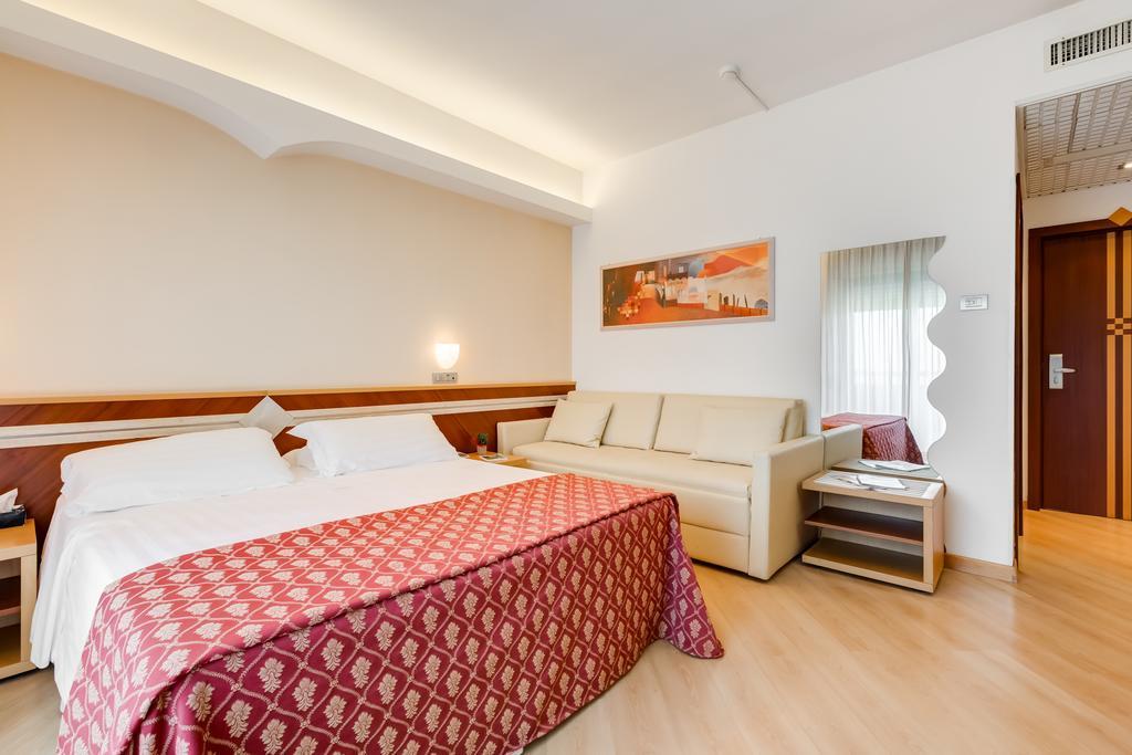 Hotel Europa Beach Village Giulianova Luaran gambar