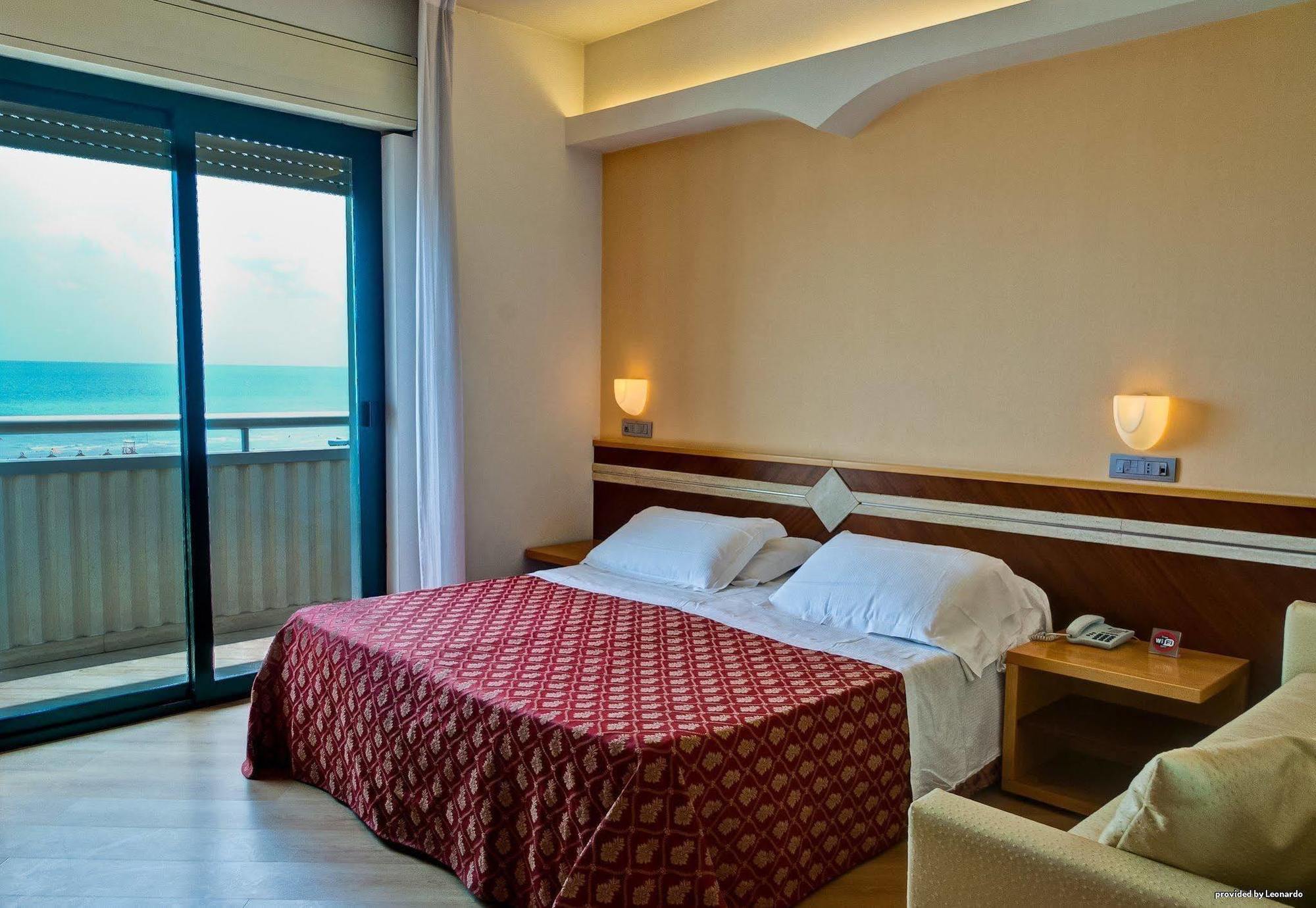 Hotel Europa Beach Village Giulianova Luaran gambar