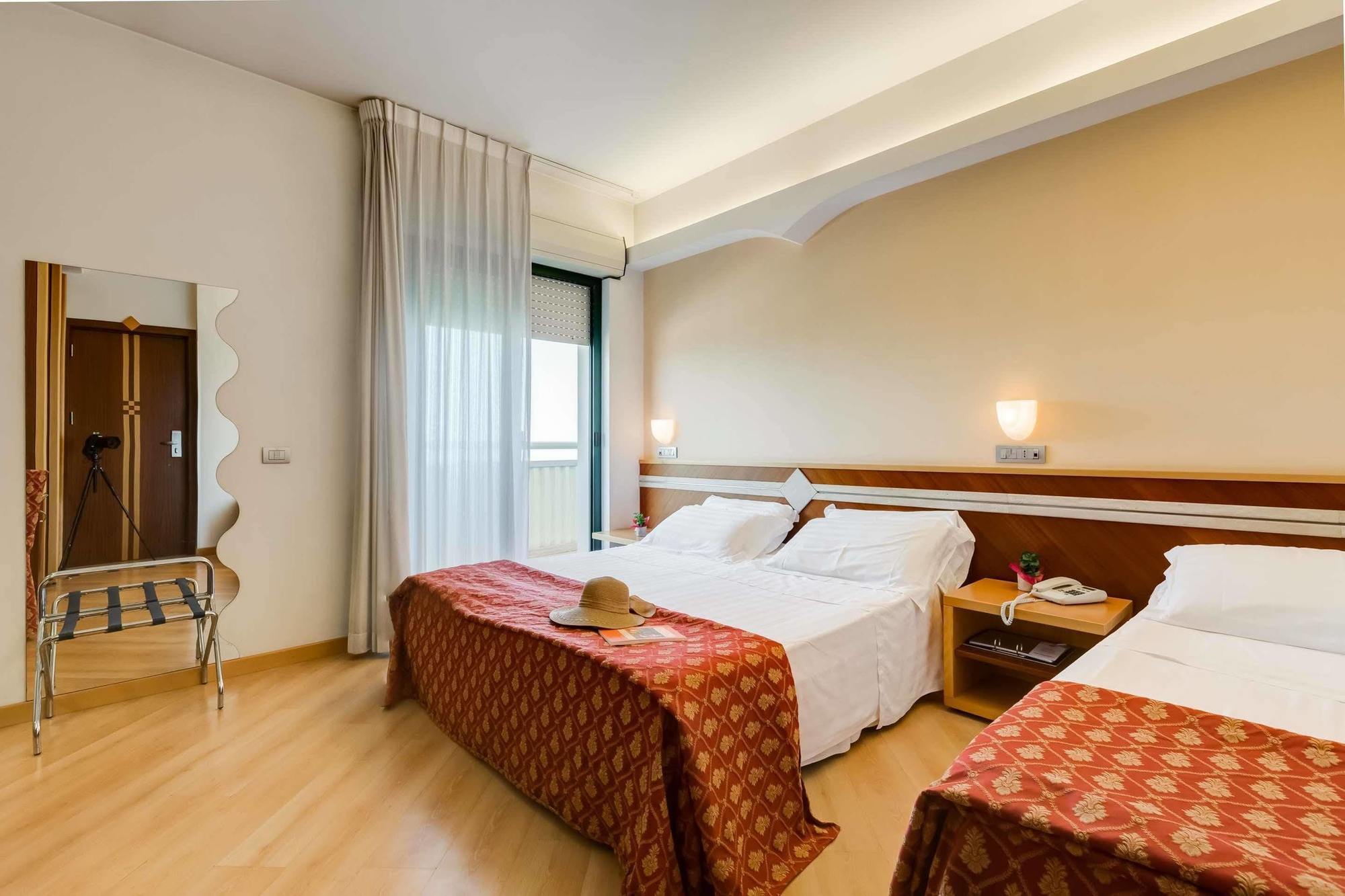 Hotel Europa Beach Village Giulianova Luaran gambar
