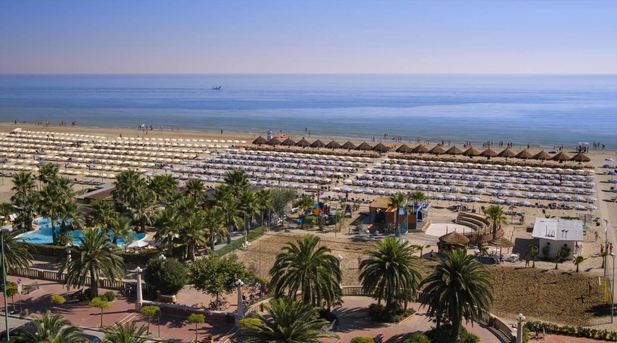 Hotel Europa Beach Village Giulianova Luaran gambar