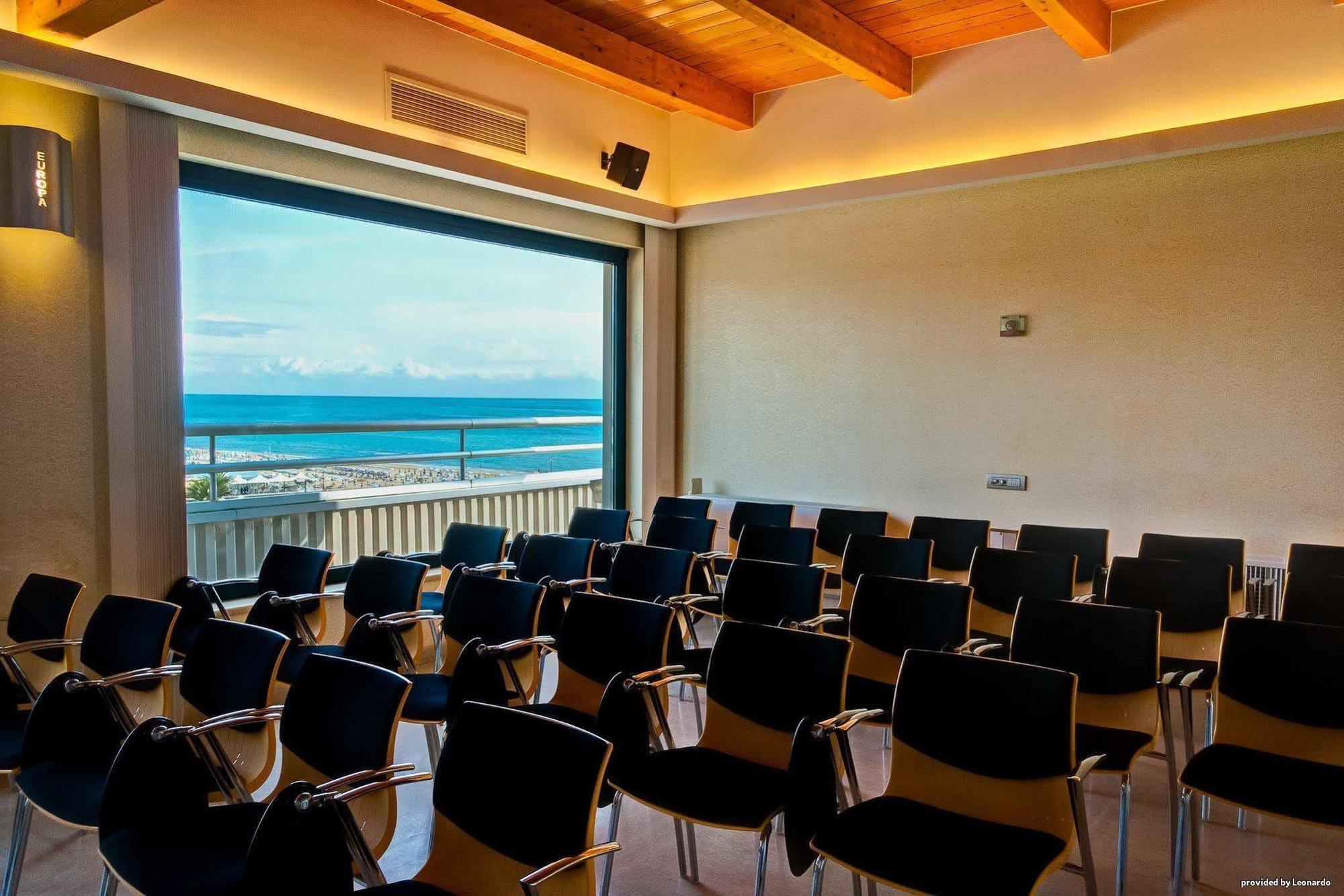 Hotel Europa Beach Village Giulianova Luaran gambar